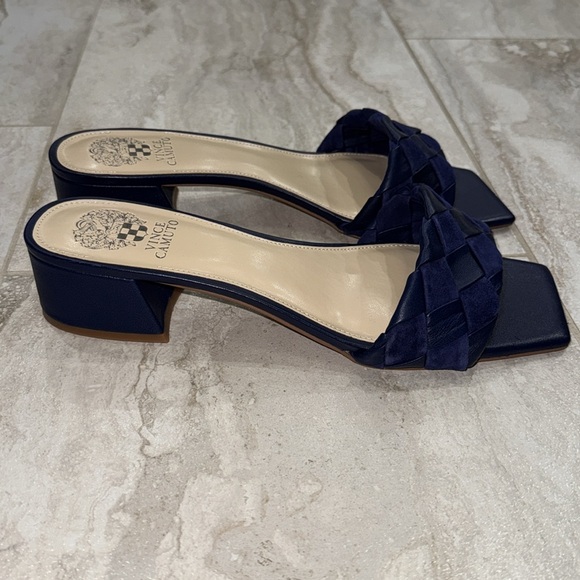 VC heels - Picture 2 of 6